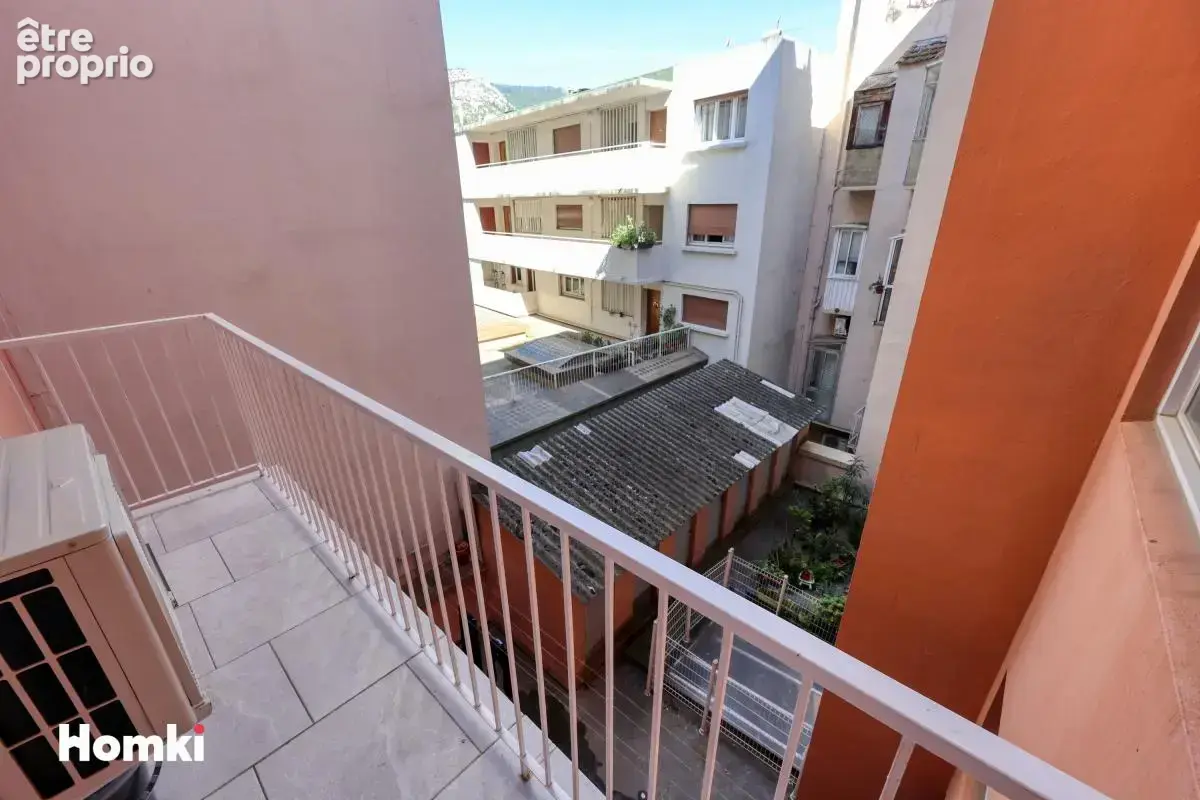 A vendre ! Appartement T3 traversant rénove avec balcon ascenseur et cellier ideal investissement ou résidence principale - photo 7