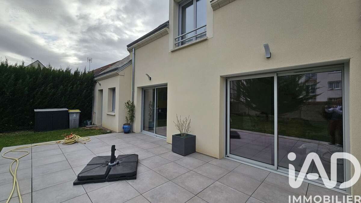 Photo 2 - Maison à OLIVET