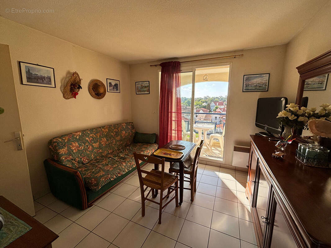 Appartement à VAUX-SUR-MER