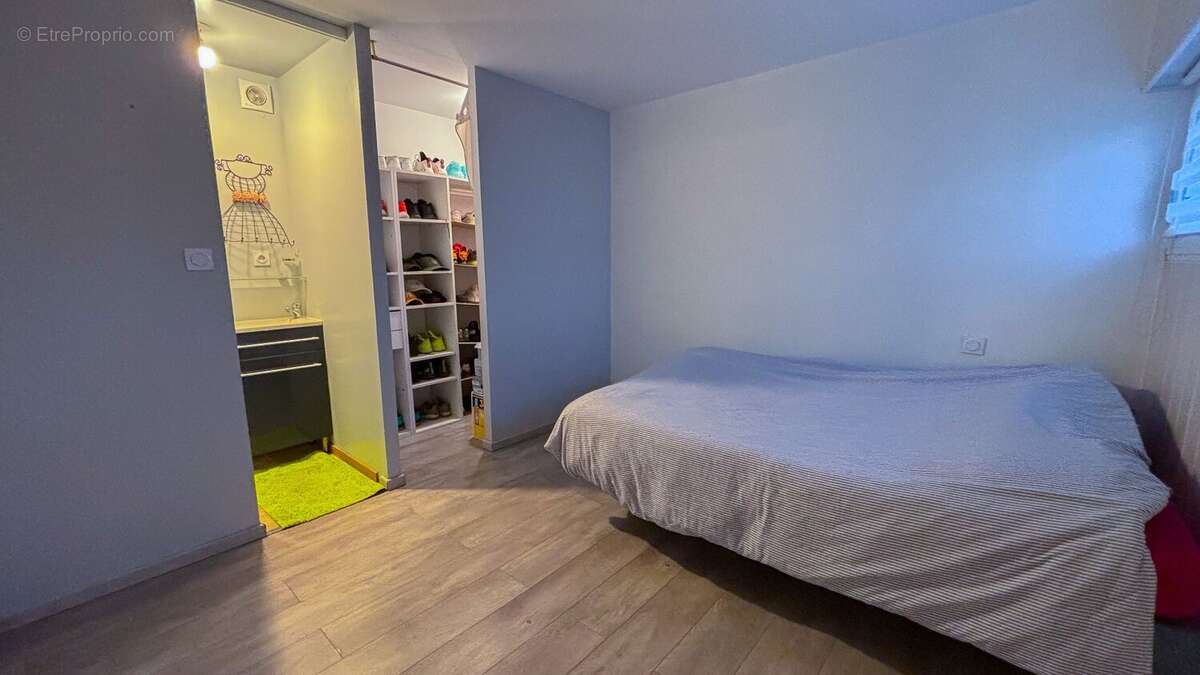 Maison familiale de plain pied 136m² - photo 8