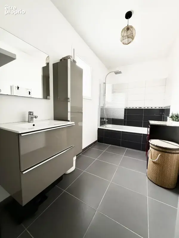 À vendre   Maison récente avec terrasse, piscine et garage à Restinclières - photo 10