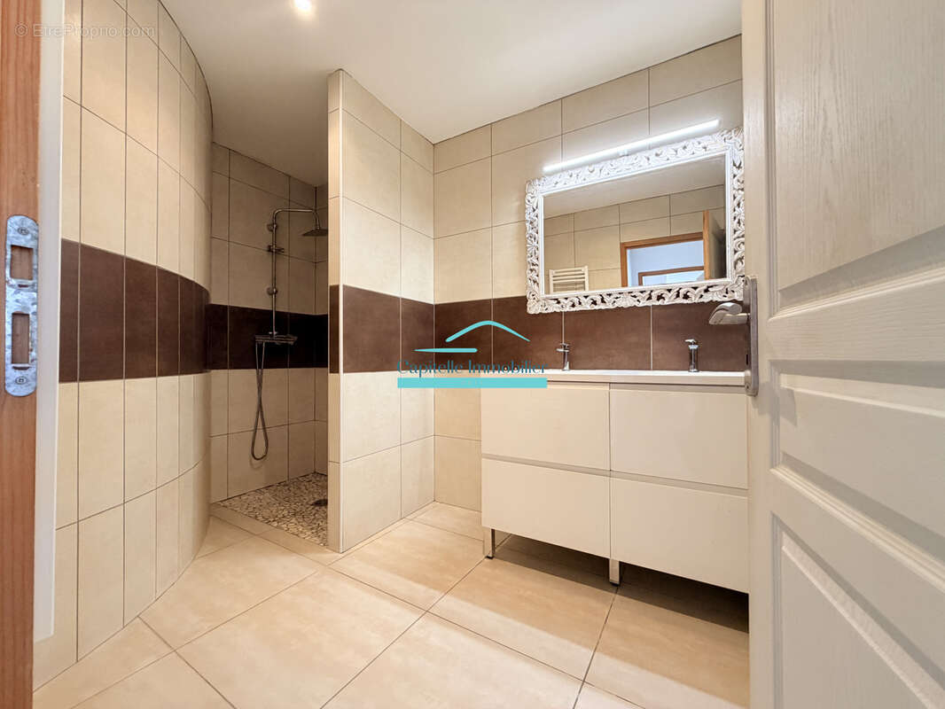 Appartement à MIREVAL