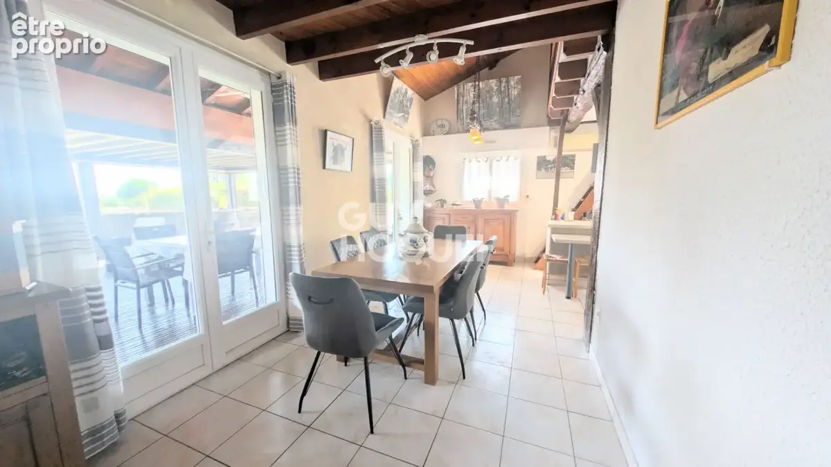 Le Vignau - Maison familiale pleine de charme et de possibilités - photo 4