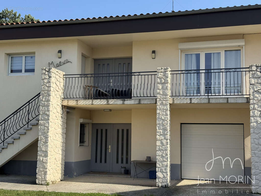 Maison à SAINT-MARCEL-LES-VALENCE