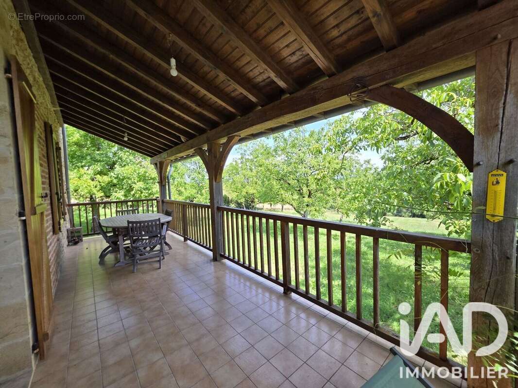 Maison 150 m² à Loubressac  - photo 7