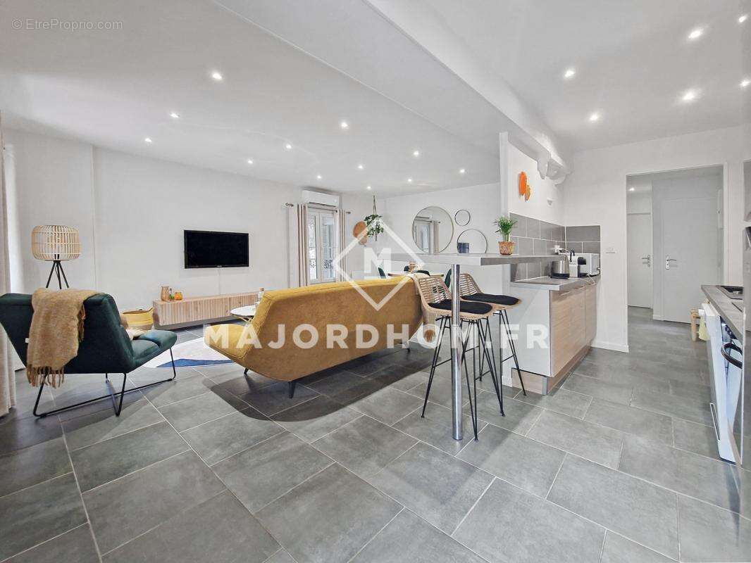 Appartement à MARSEILLE-6E