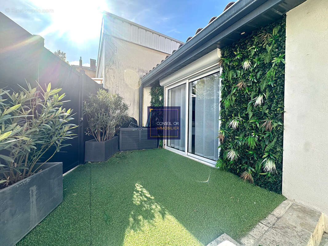 Appartement à VOURLES