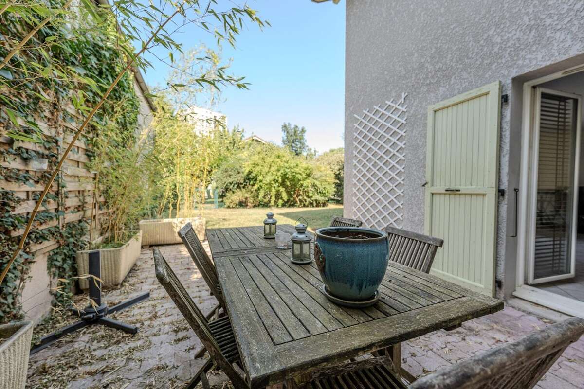 Maison à ECHIROLLES