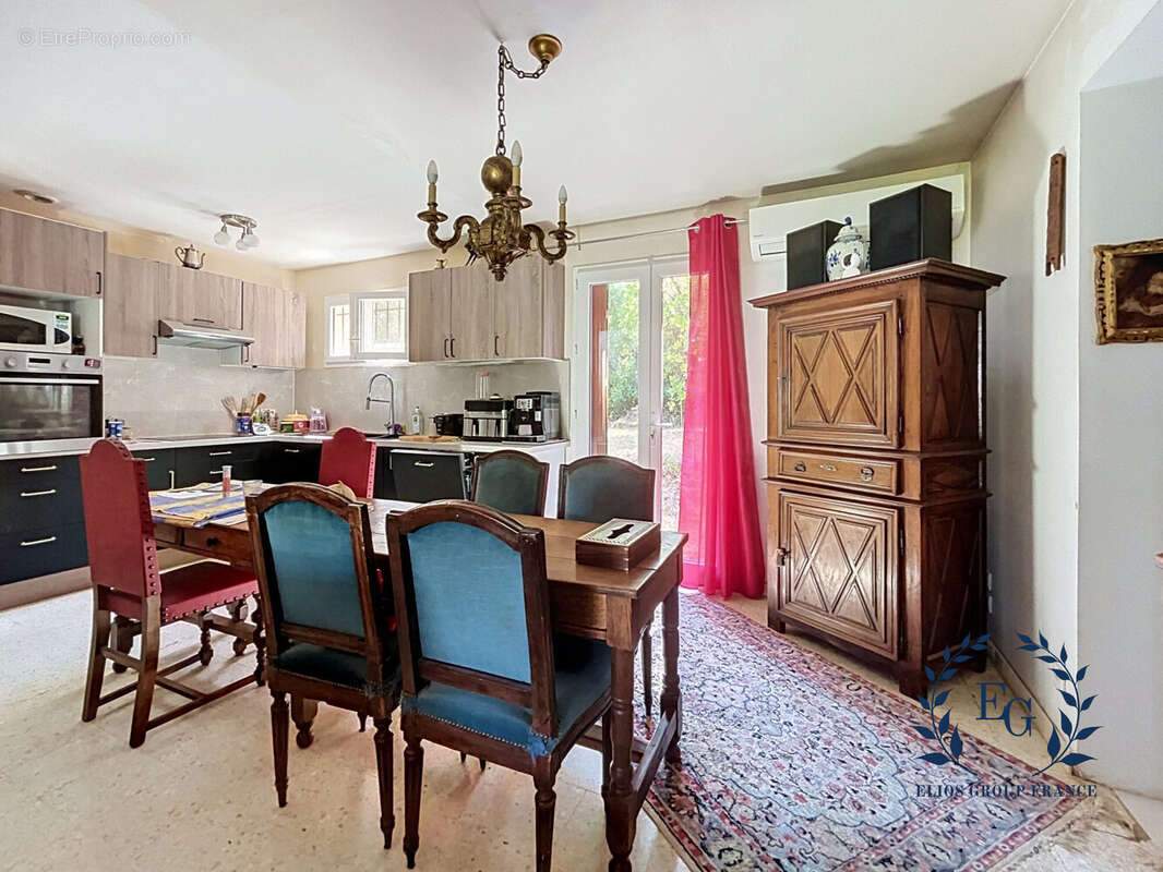 Maison à FLASSANS-SUR-ISSOLE