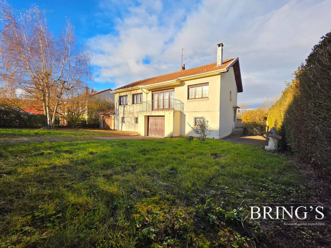 Maison à ARS-LAQUENEXY