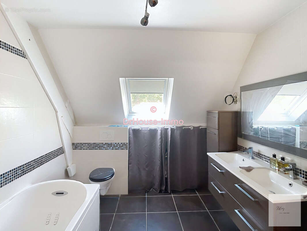 Maison 165 m² à Huisseau-Sur-Mauves  - photo 9
