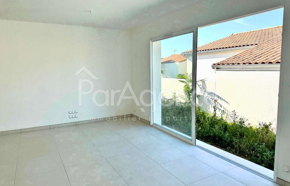 Maison trois chambres - Garage - Centre-ville - photo 5