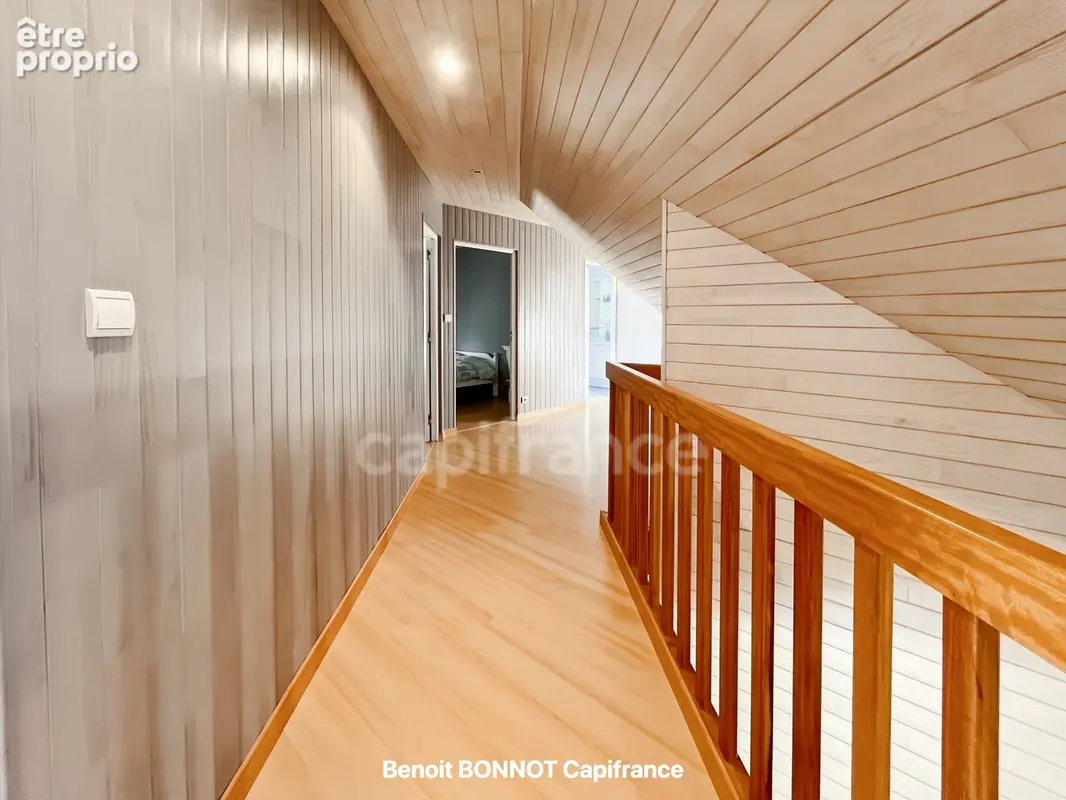 PLEUVEN – Maison familiale de 230 m² avec 6 chambres, suite parentale et espace indépendant - photo 10