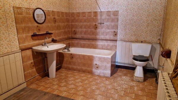 Maison à GRANDVILLIERS