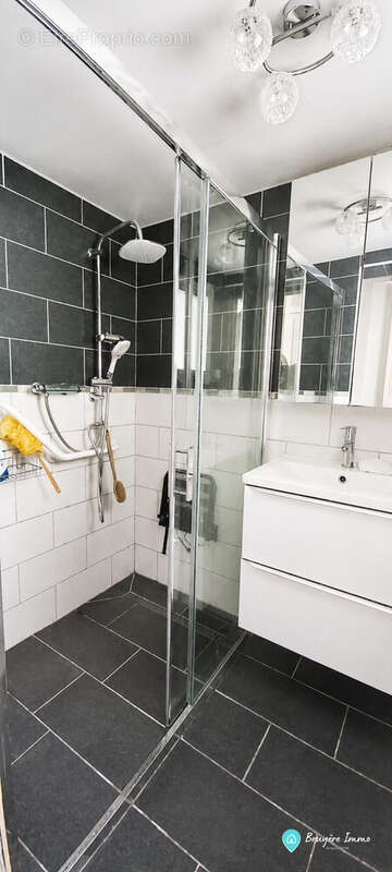 Maison 68 m² à Aubenton  - photo 5