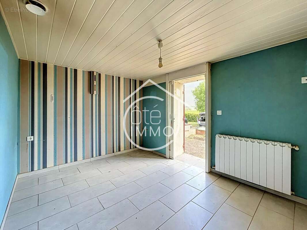 Saint Magne de Castillon : Maison pierre avec jardin - photo 8
