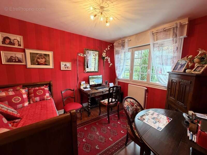 Maison bourgeoise de caractère avec d'excellentes prestations dans le centre de MONT DE MARSAN (40) - photo 24