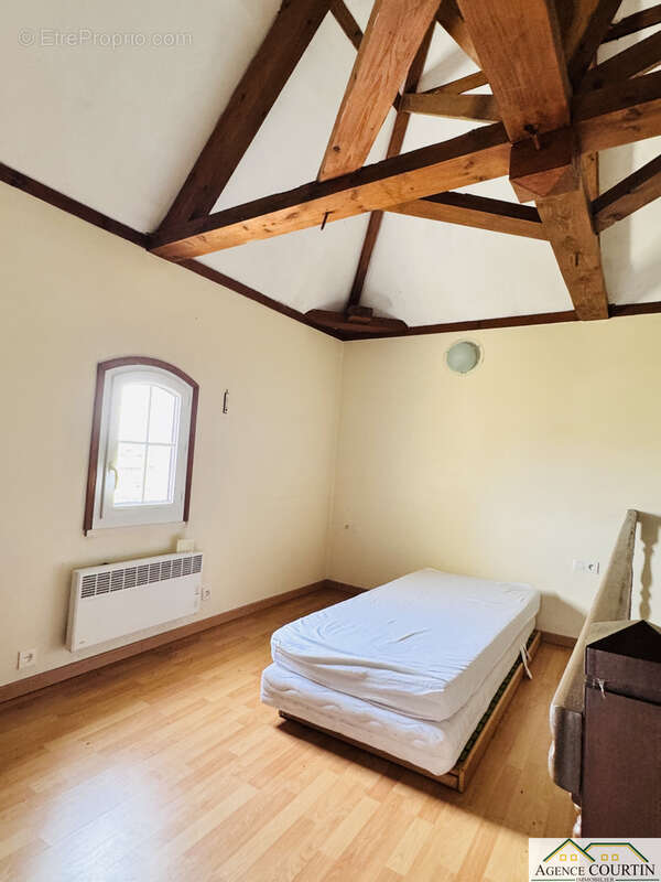 Maison à SAINT-AMBREUIL