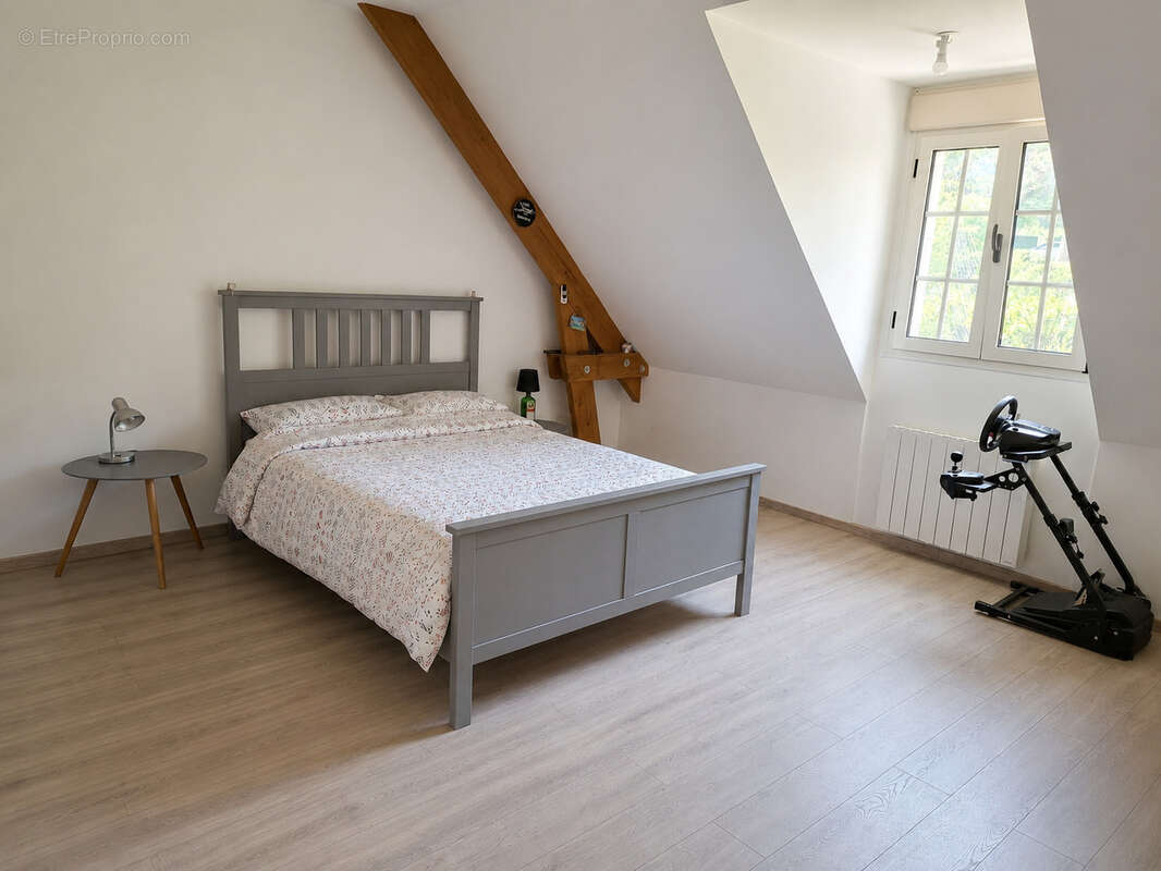 Maison à ESCHES