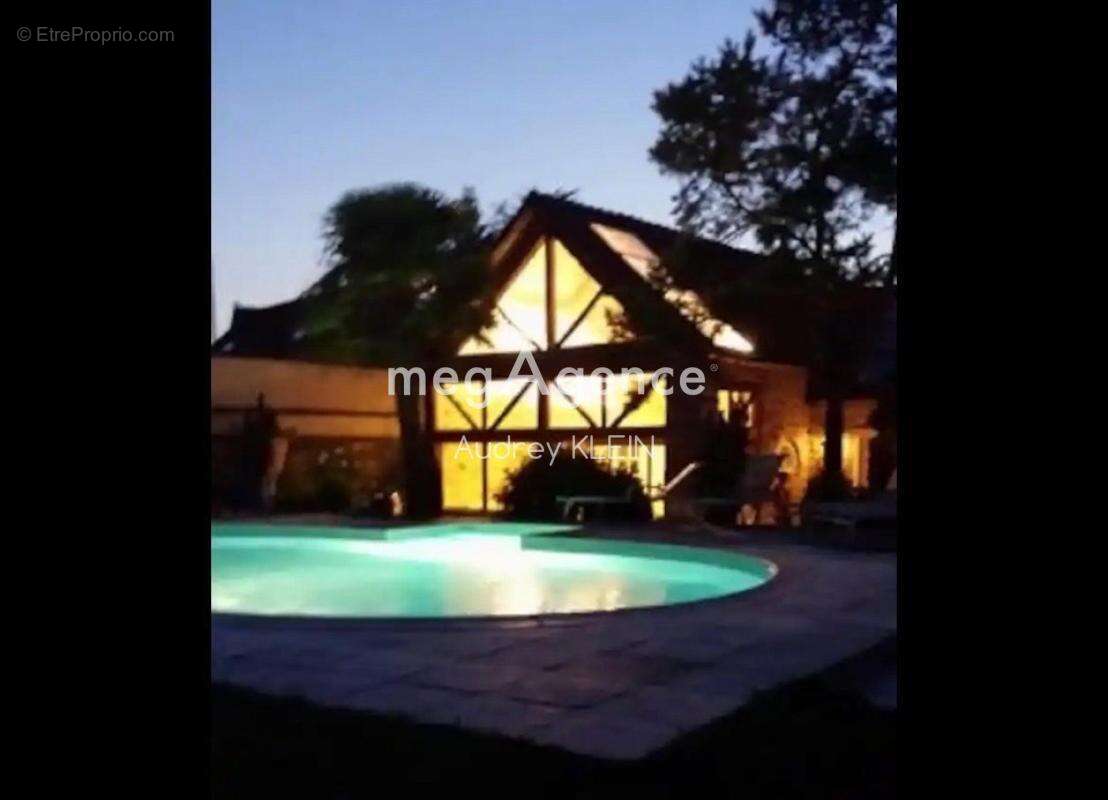 Maison à PERCENEIGE