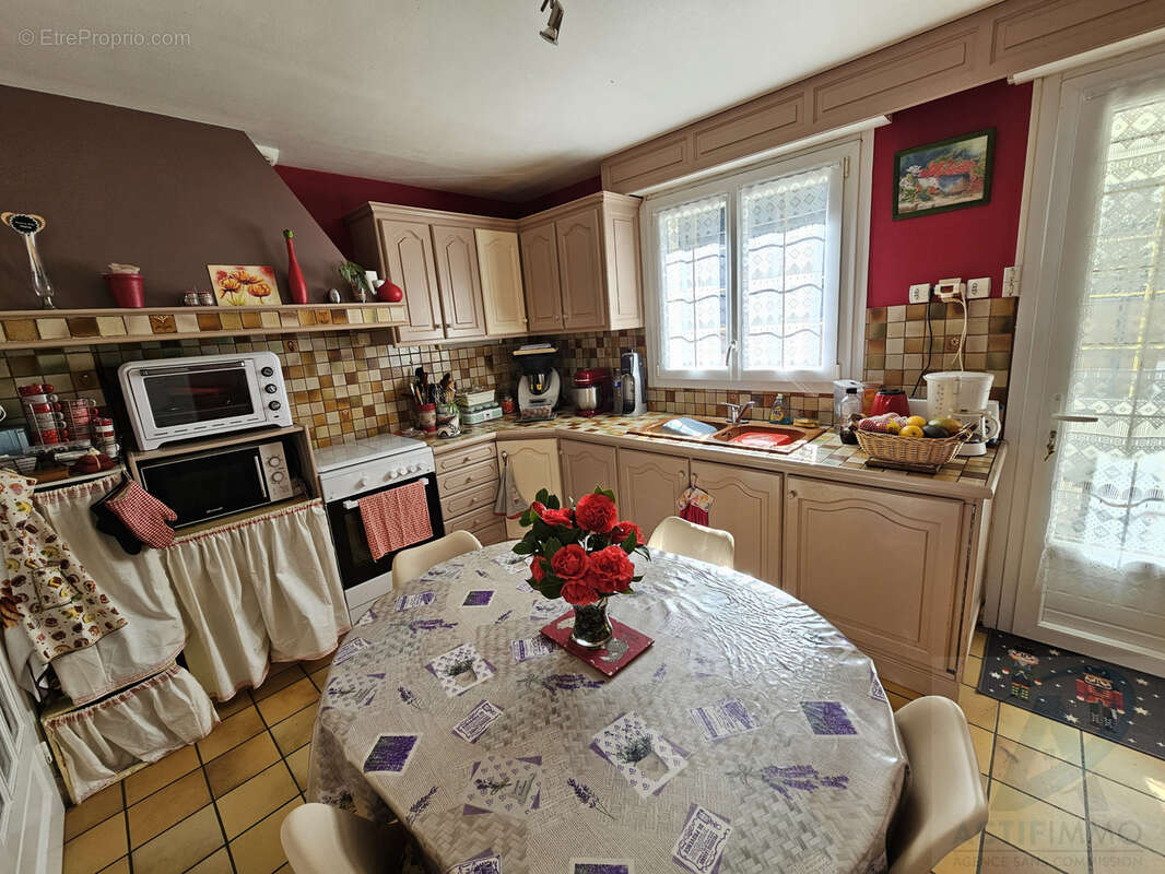 Maison à MESSEI