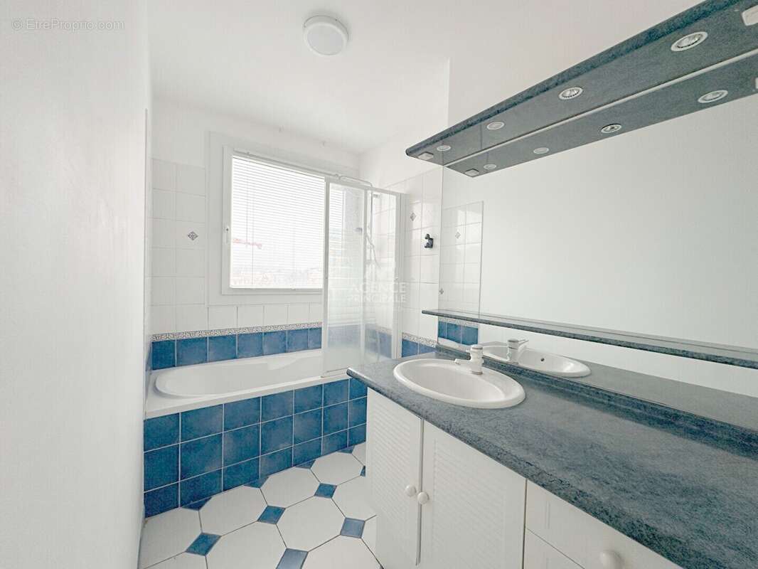 Appartement à CHAVILLE