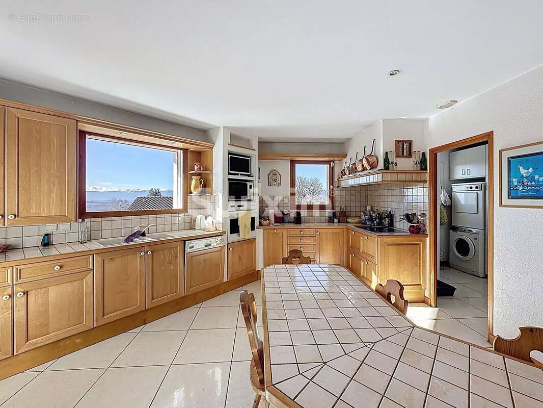 Maison à SAINT-CERGUES