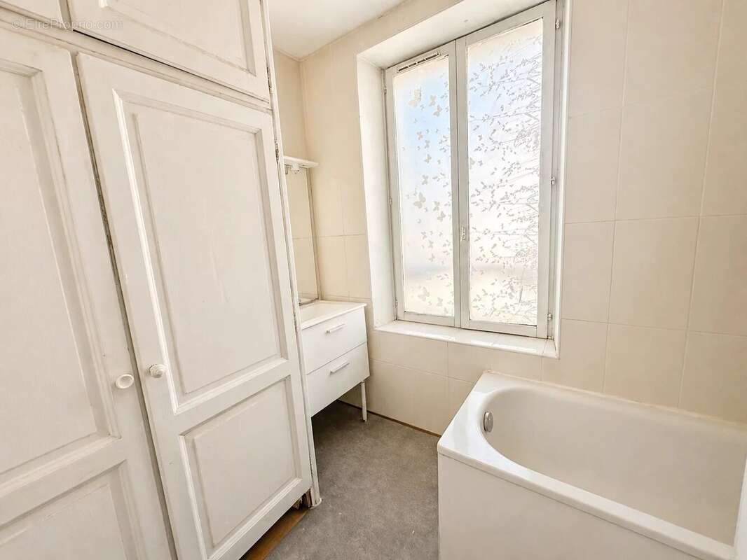 Appartement à SERRIS