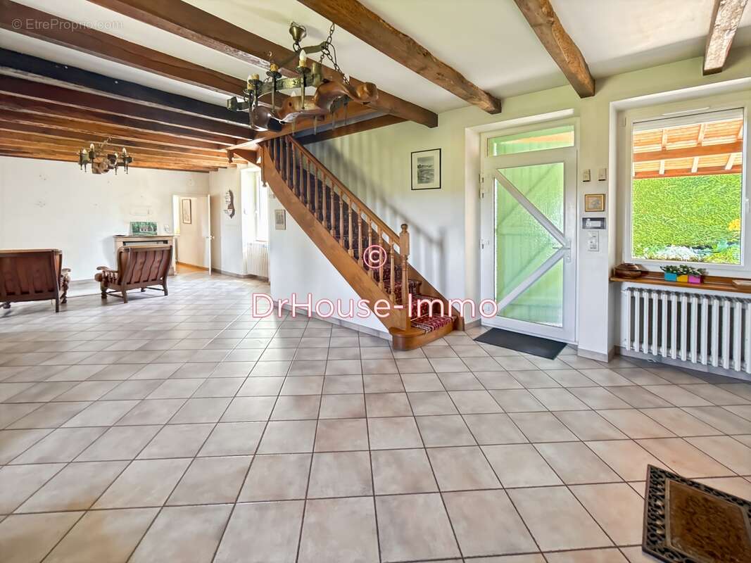 Maison à PONTAILLER-SUR-SAONE