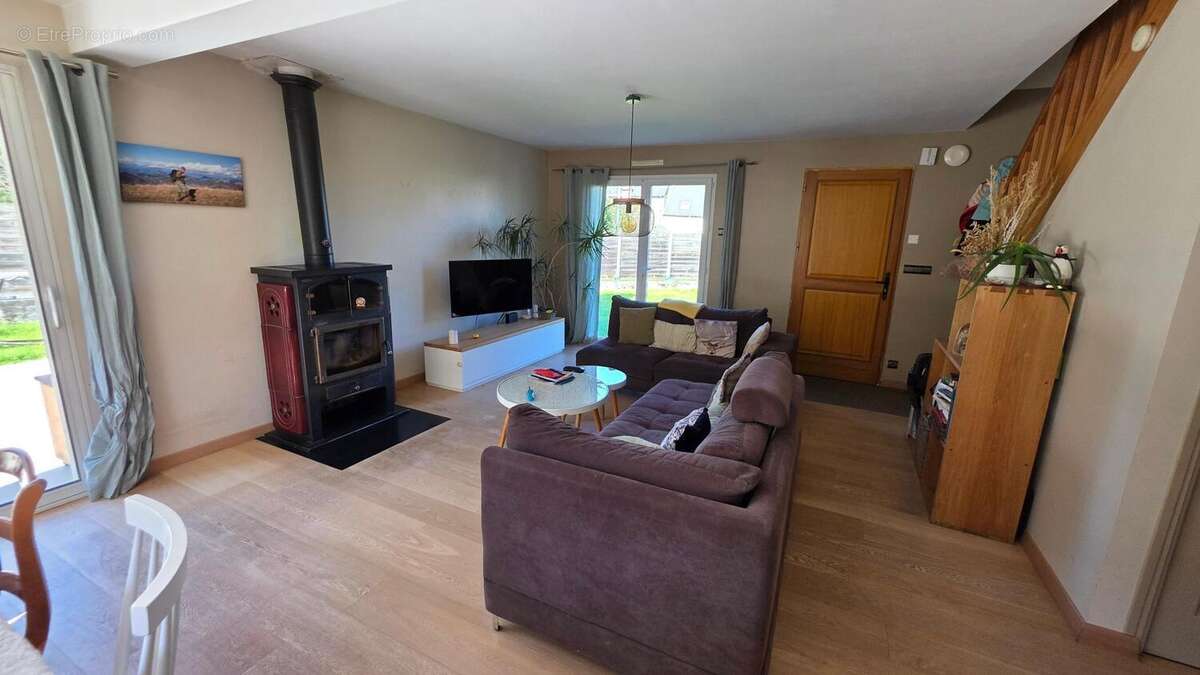 Photo 2 - Maison à MINIAC-MORVAN