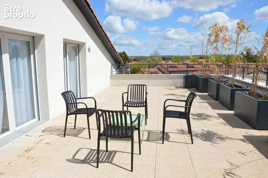 Appartement 85 m² à Castanet-Tolosan  - photo 2