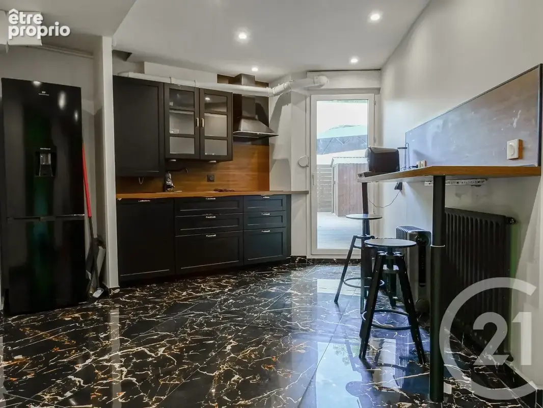 Appartement 2 pièces 58 m² à vendre à Villeurbanne (69100) - photo 2