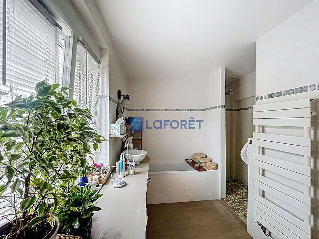 Appartement à SAINT-GERMAIN-LES-CORBEIL