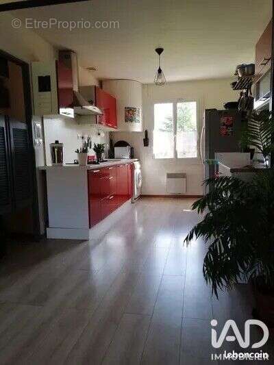 Maison 88 m² à Villepot  - photo 2