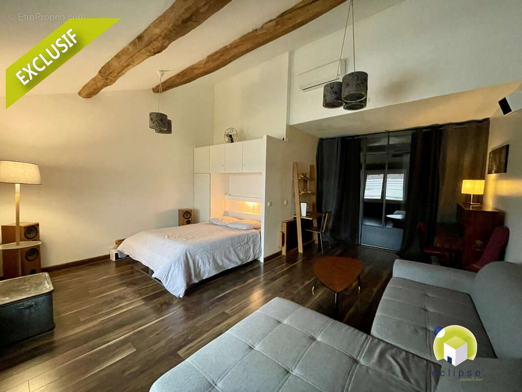 Polliat Centre - Maison d'habitation 220 m2 4/5 chambres + jardin + dépendances - photo 10