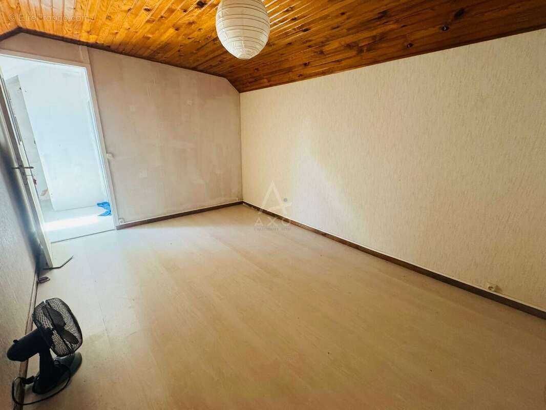 Maison à DAMPIERRE-EN-BURLY