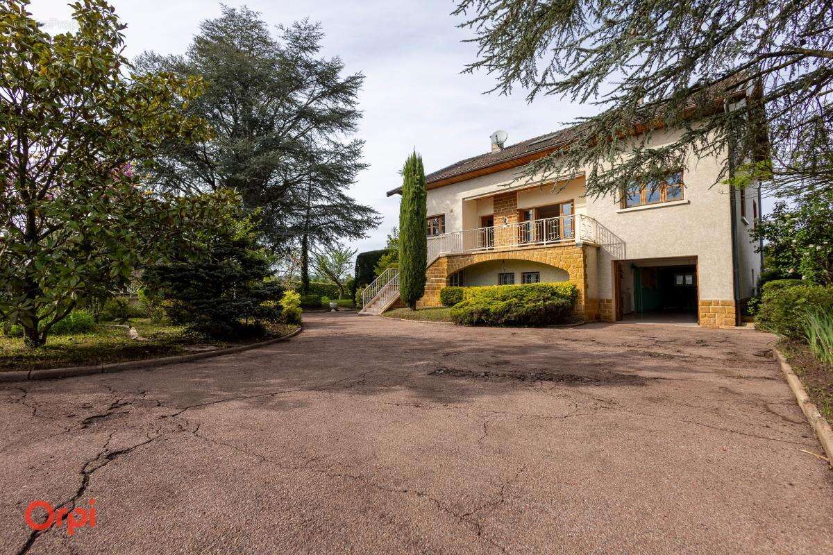 Maison à L'ARBRESLE