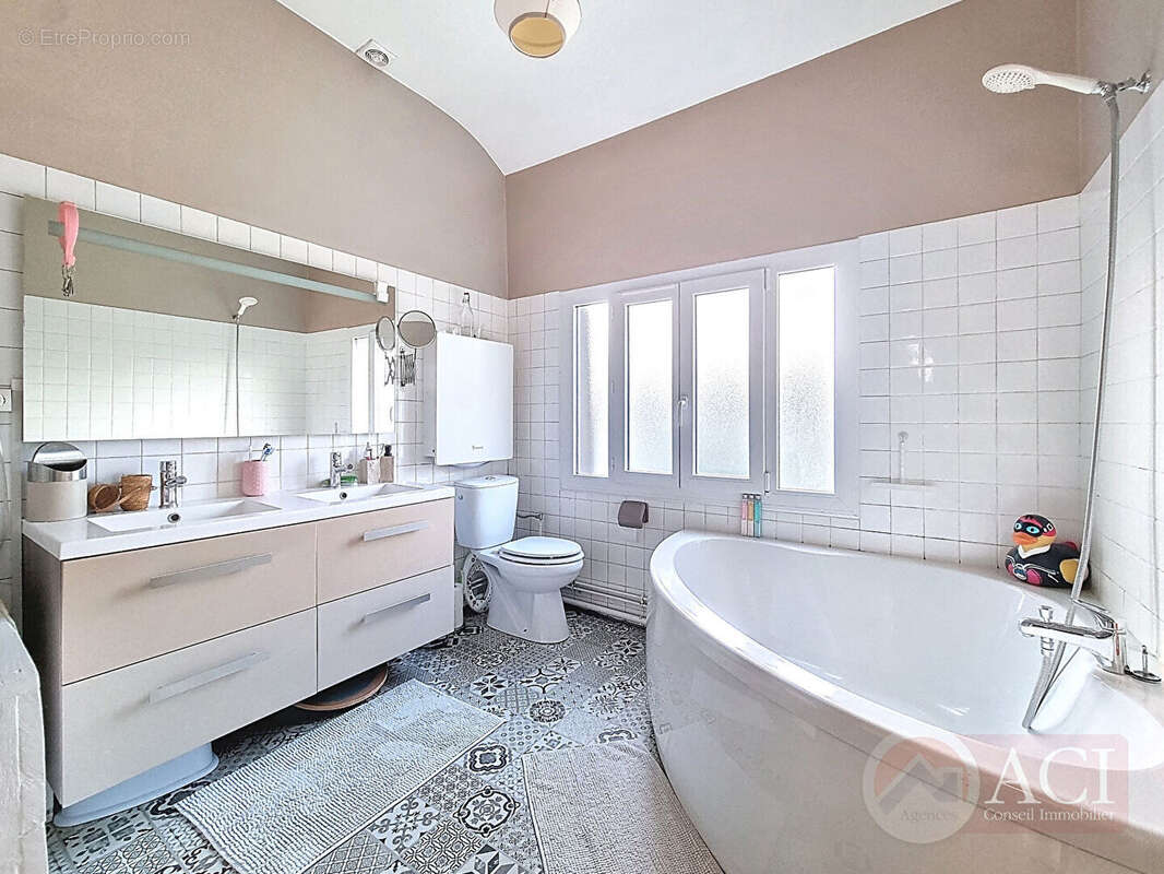 Maison à EPINAY-SUR-SEINE