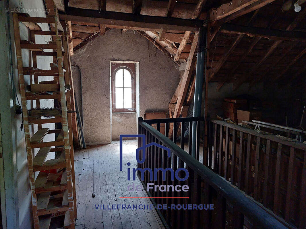 Maison de charme 185m² à rénover proche centre ville avec terrain. - photo 14