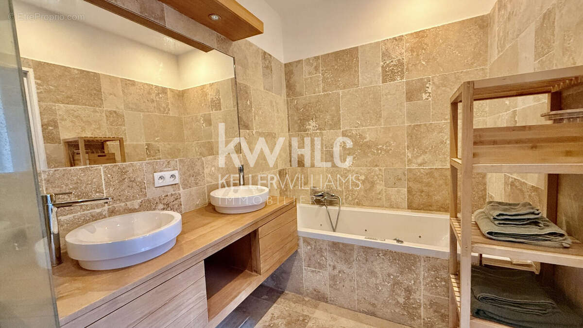 Appartement 94 m² à Avignon  - photo 9