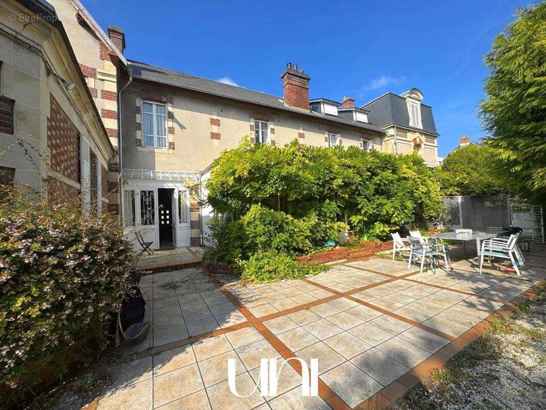 Maison à HEROUVILLE-SAINT-CLAIR