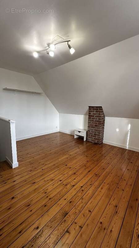Maison de ville  Secteur recherché  Fort potentiel (1er permis accordé) - photo 5