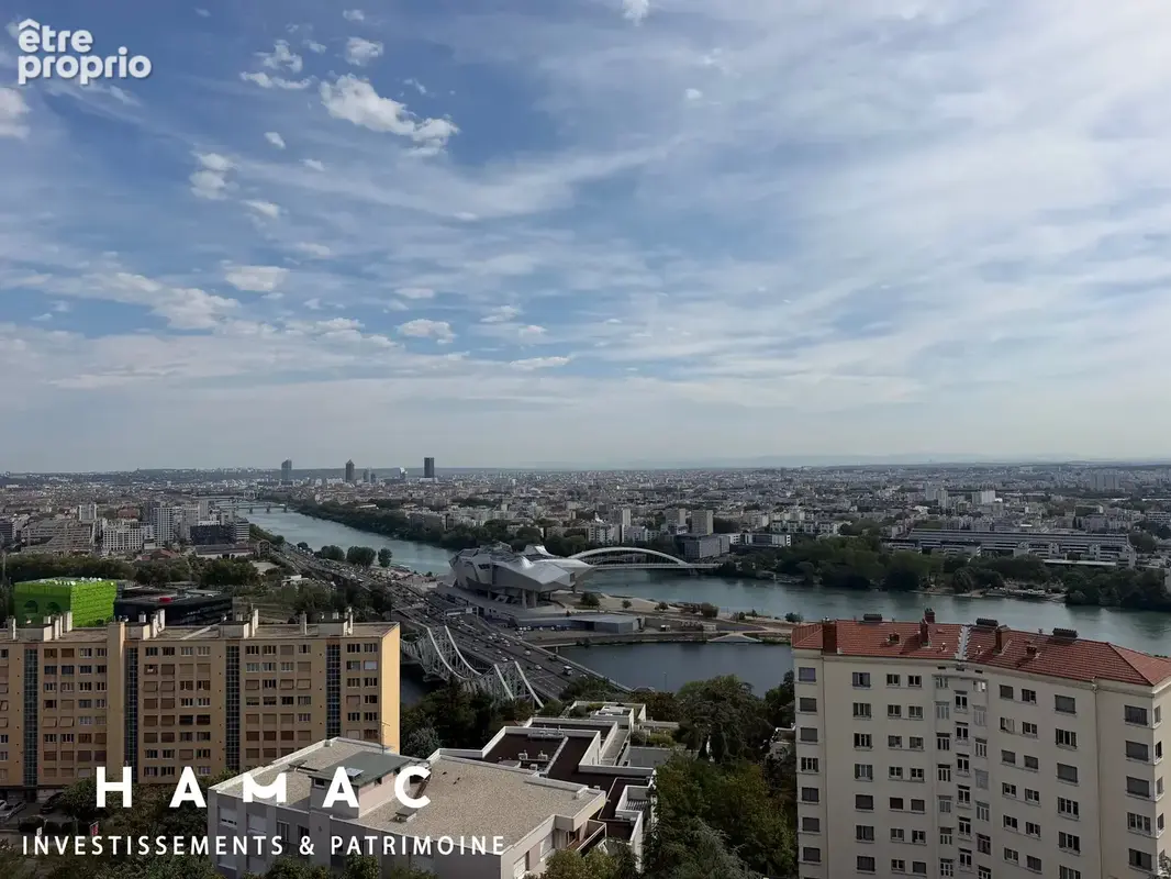 Appartement à LA MULATIERE