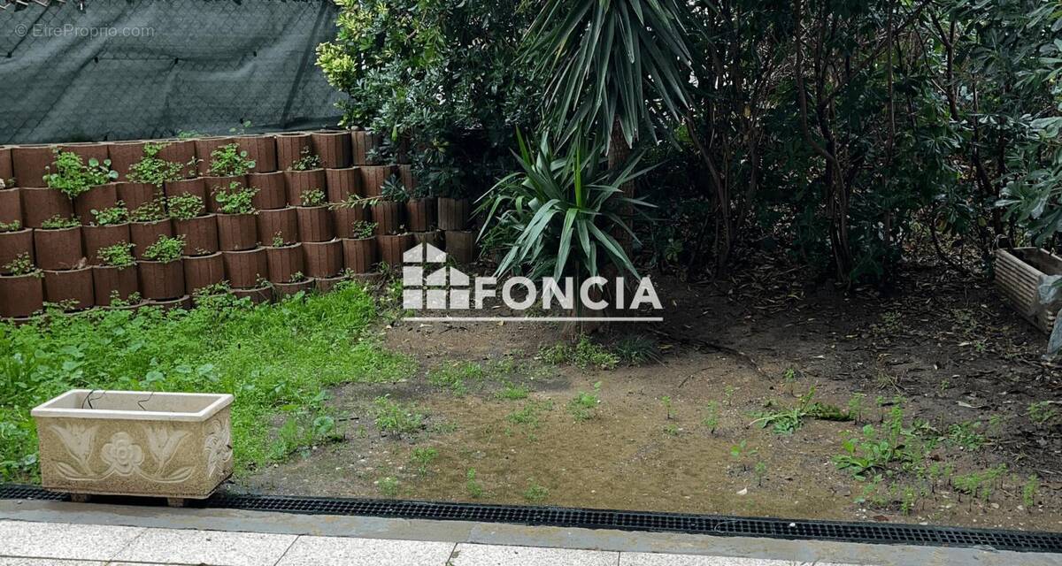 Appartement à MANDELIEU-LA-NAPOULE