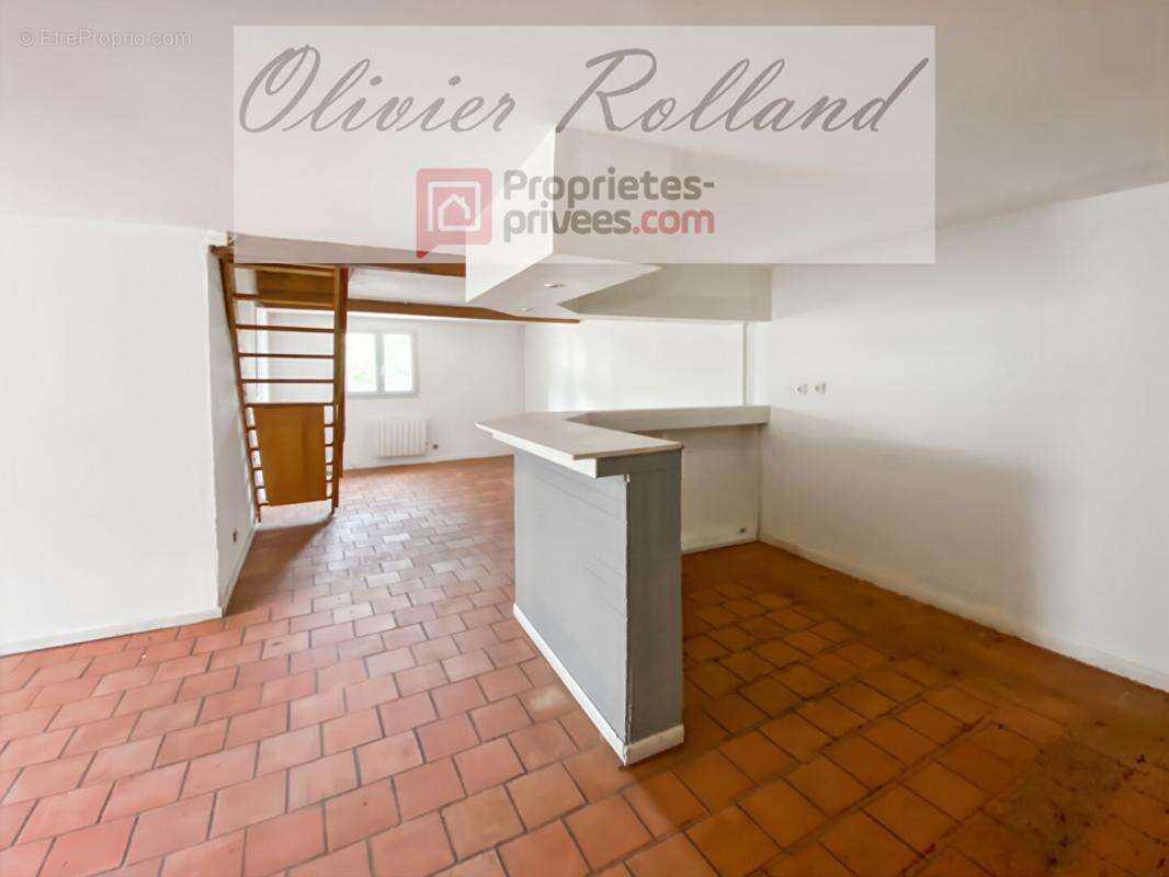 Maison à BEAULIEU-SUR-LAYON