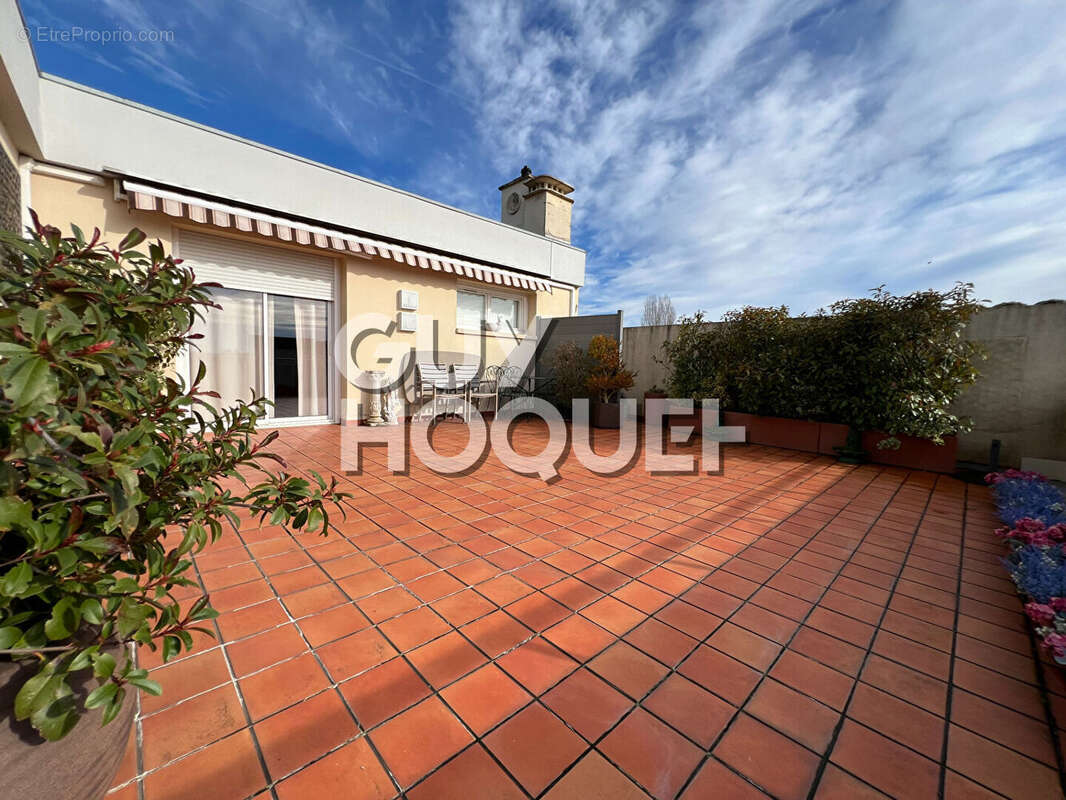 Appartement à MONTCEAU-LES-MINES