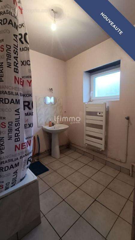 Maison à LONGUEVILLE