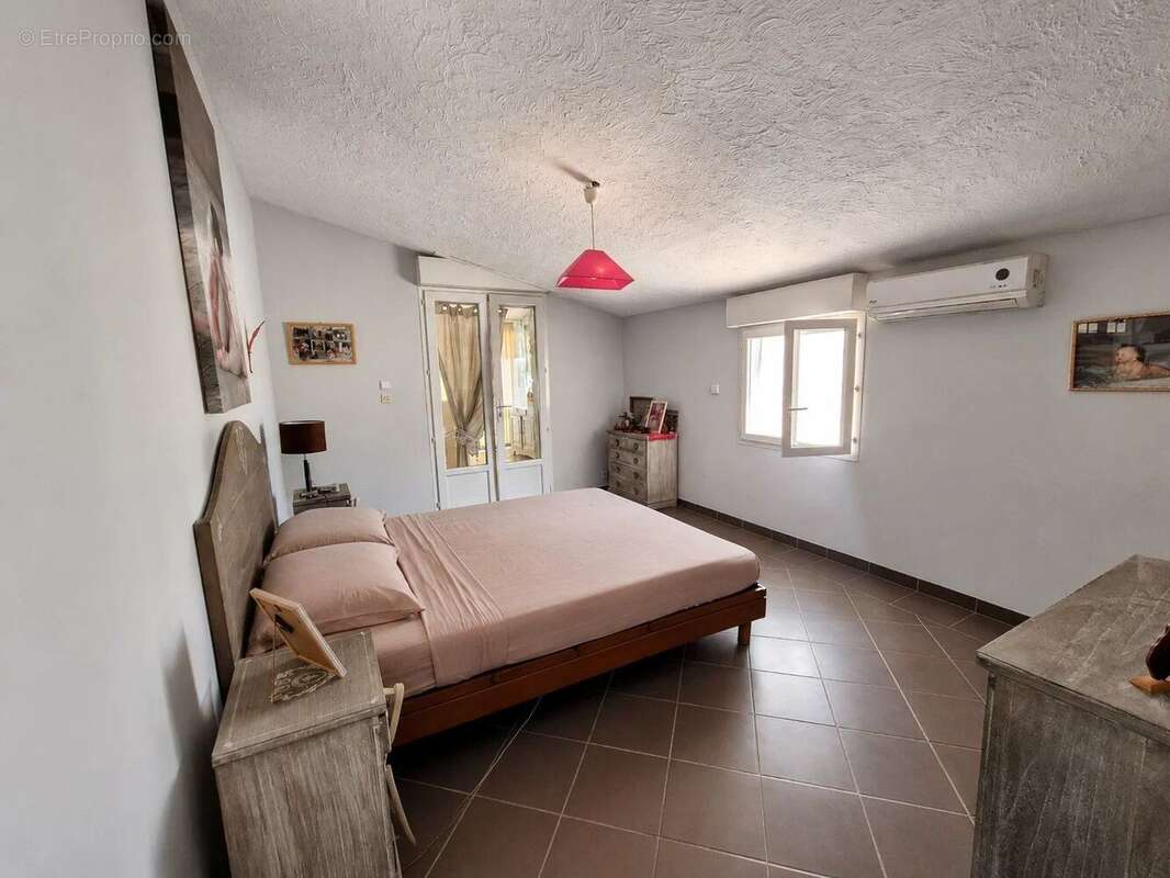 Maison à LE LUC