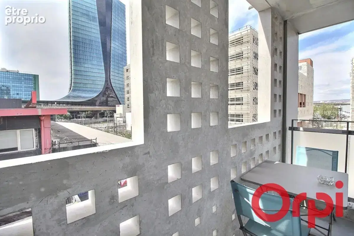 Appartement à MARSEILLE-2E