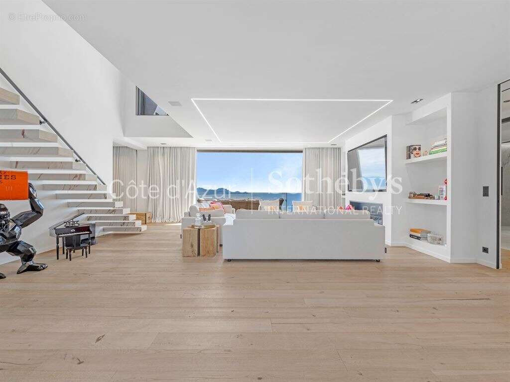 Villa de luxe aux Issambres avec vue mer panoramique et piscine à débordement - photo 5